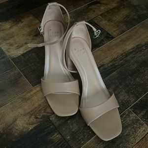 Chunky heel - nude